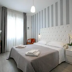 La Perla Отель Римини