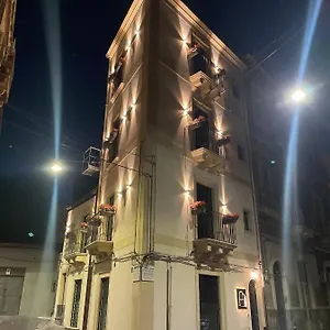  Apartment Vicolo San Gaetano -luxury Rooms- Italy