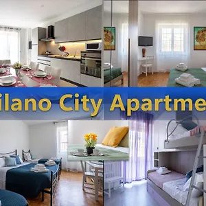  Apartment - Parking And Comfort - Spacious Up To 8 Pax Italy